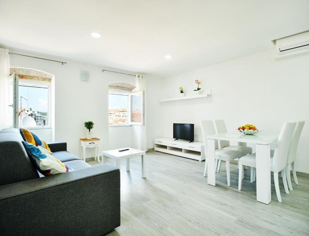 Roviv Apartments In The Old Town By Irundo Rovinj Exterior foto