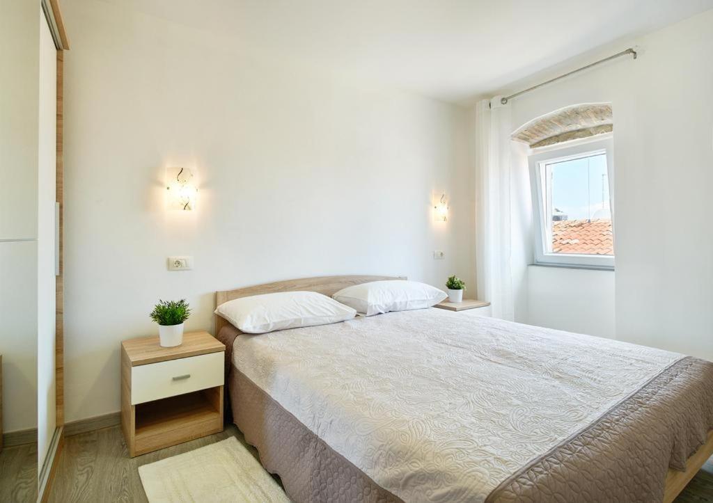 Roviv Apartments In The Old Town By Irundo Rovinj Exterior foto
